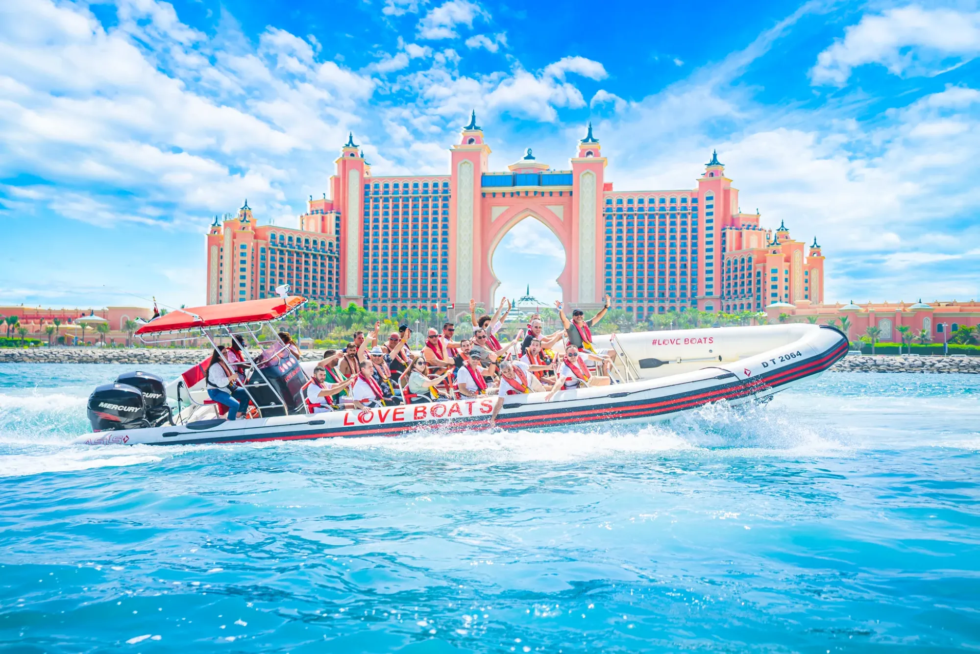 Are There Eco-Friendly Boat Tours in Dubai?