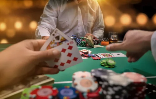 What are casino fusion games and how are they built