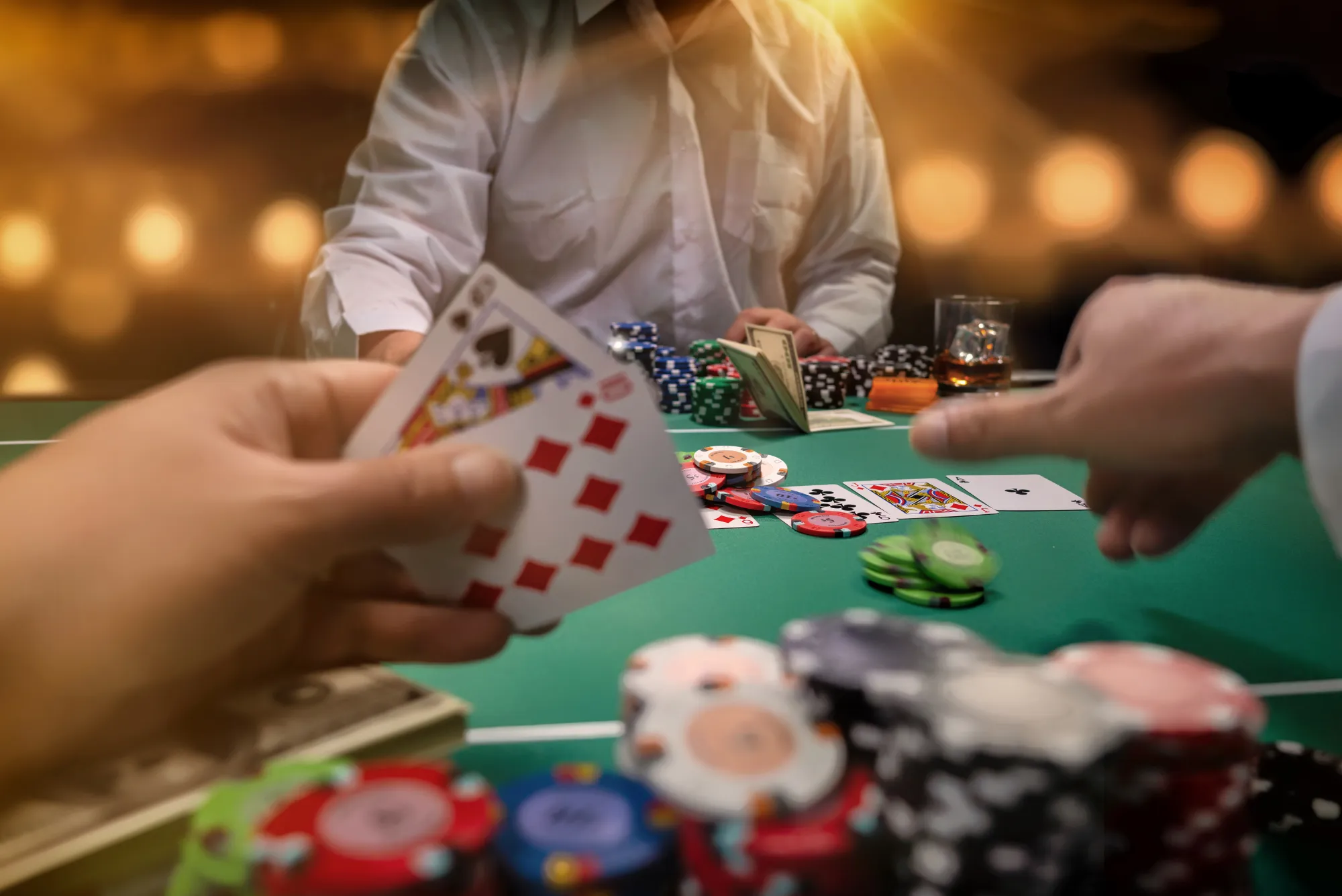 What are casino fusion games and how are they built