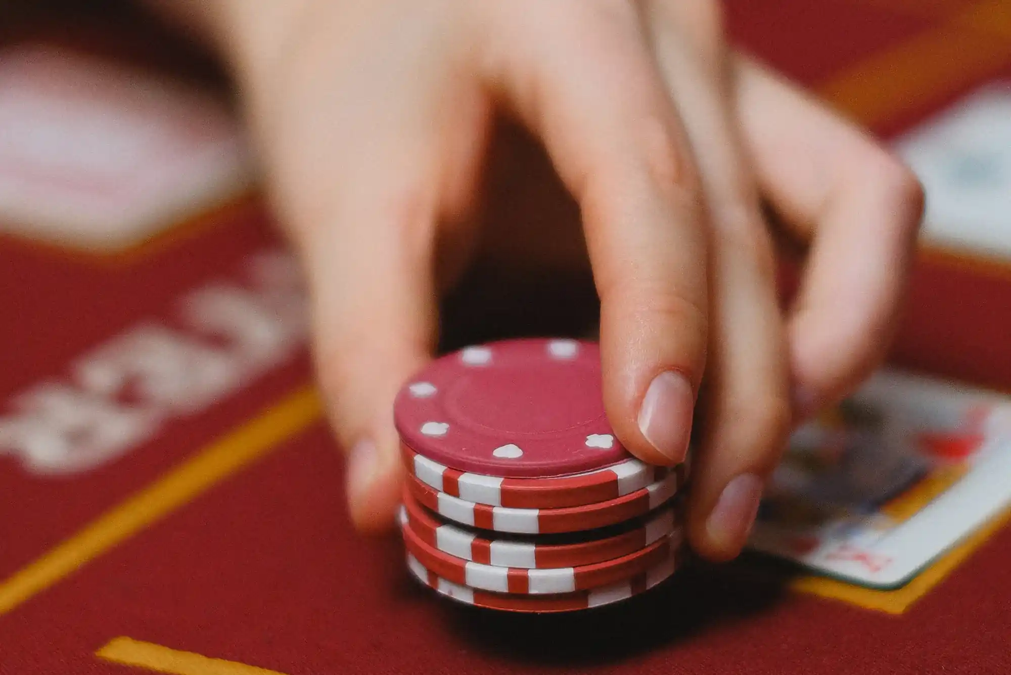 What is the RTP range of online slots
