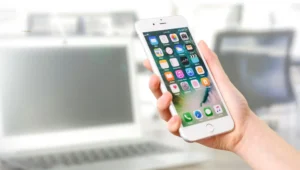 How to Download UK Betting Apps on iPhone